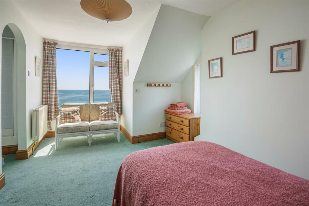 A41 - Briar Cottage Overseas Estate - 230517.jpg