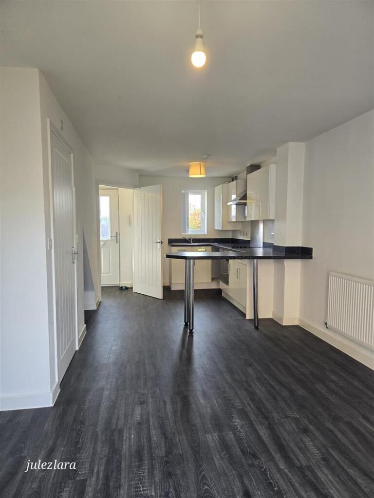 Open Plan Living/Kitchen