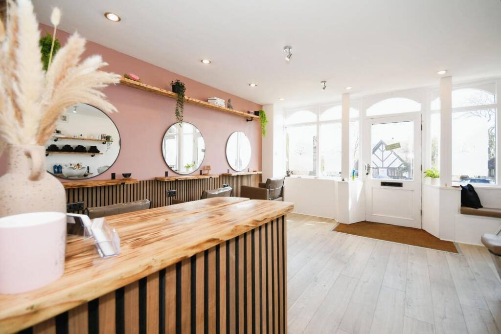 SALON - HAIR SALON 03.JPG