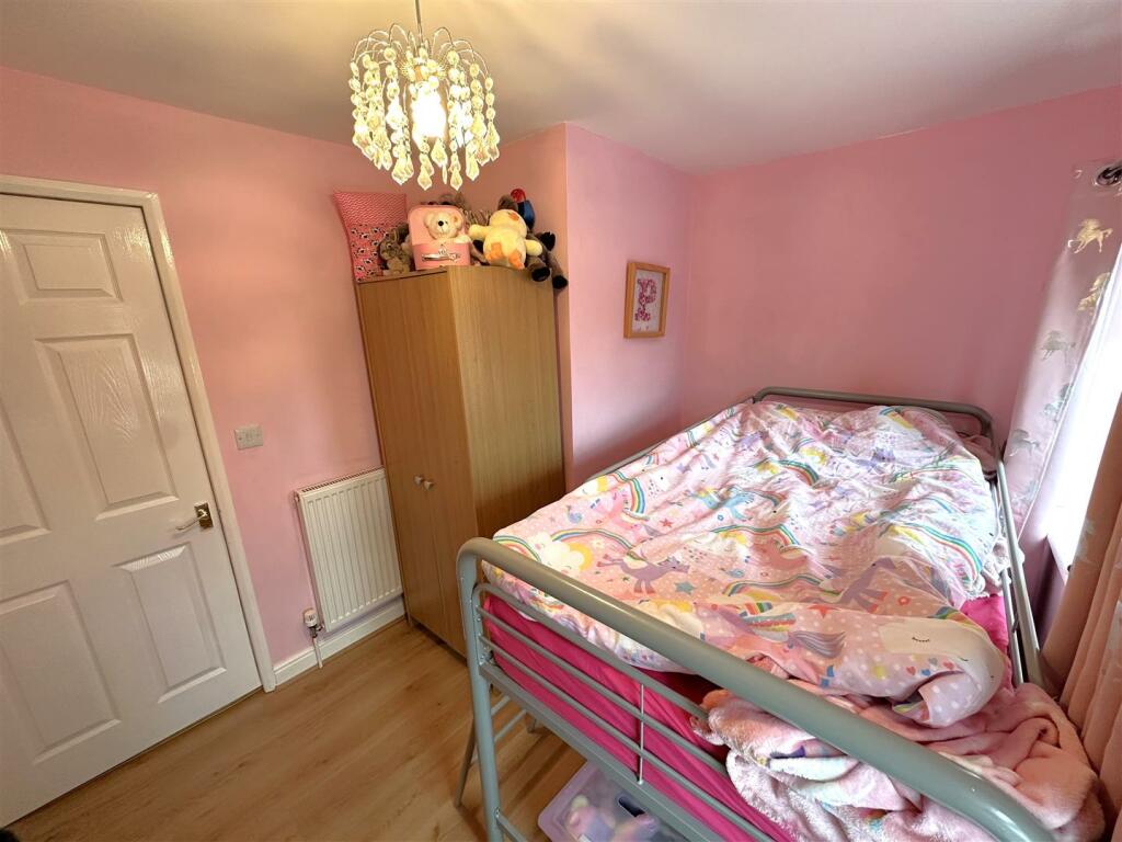 Second Bedroom 947