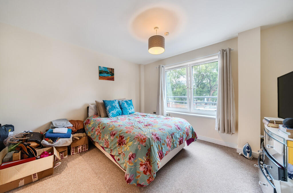 1324589-1-68751ba...