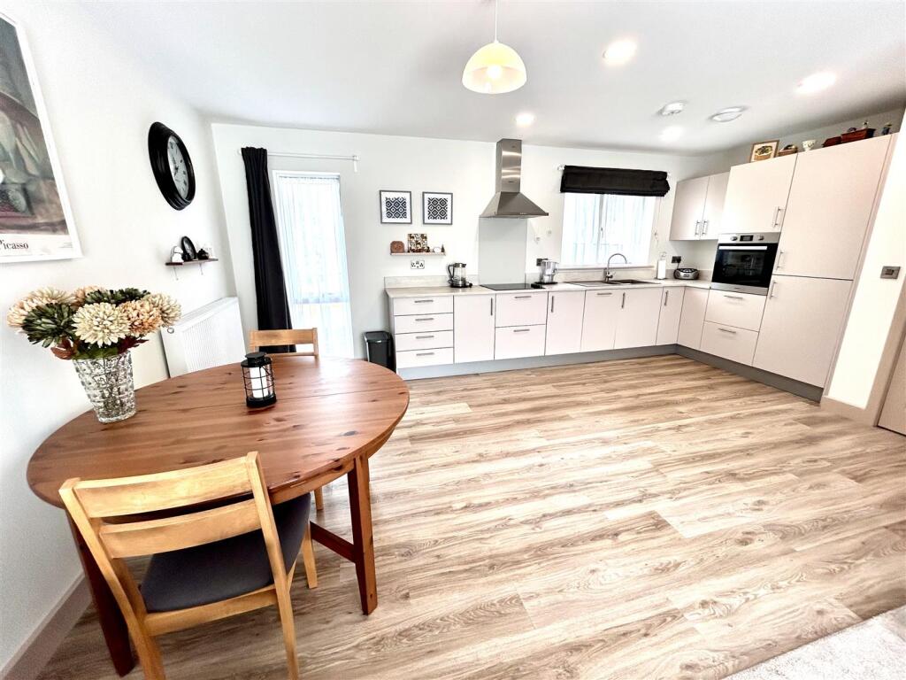 Kitchen/Lounge/Diner