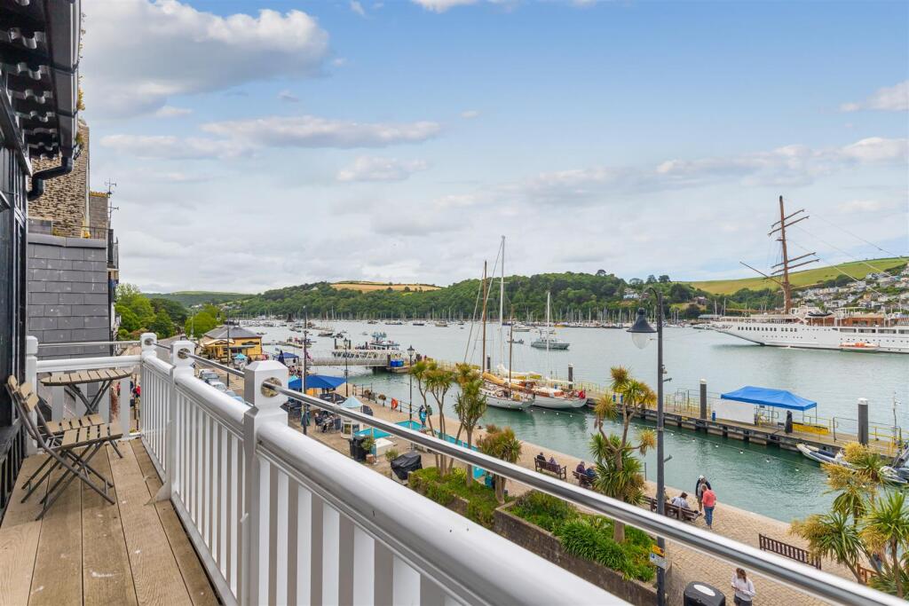 3 - Embankment House Revisit.jpg