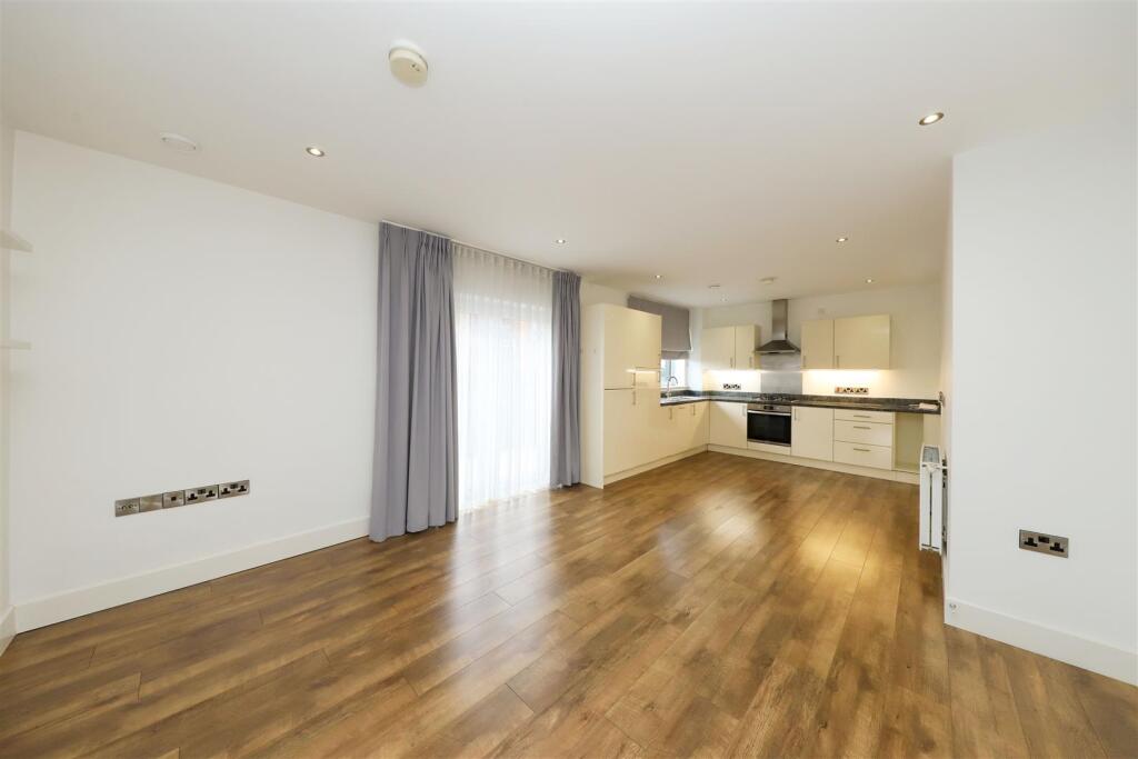 1 Bluebell Court (6) copy.jpg