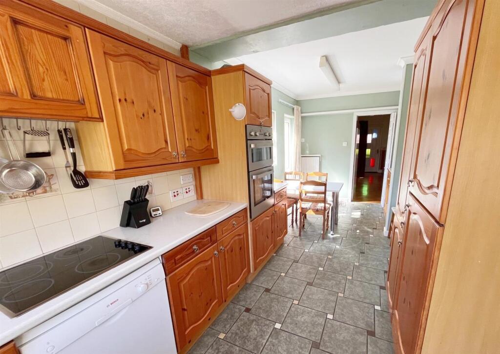 Kitchen_Breakfast room (2).jpg