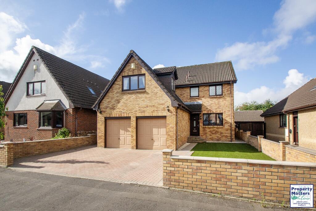 4 Bedroom Detached Villa