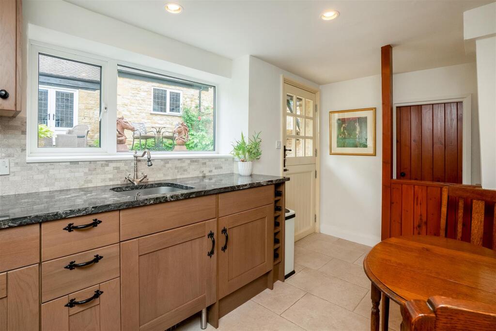 3 Church Cottages-7.jpg