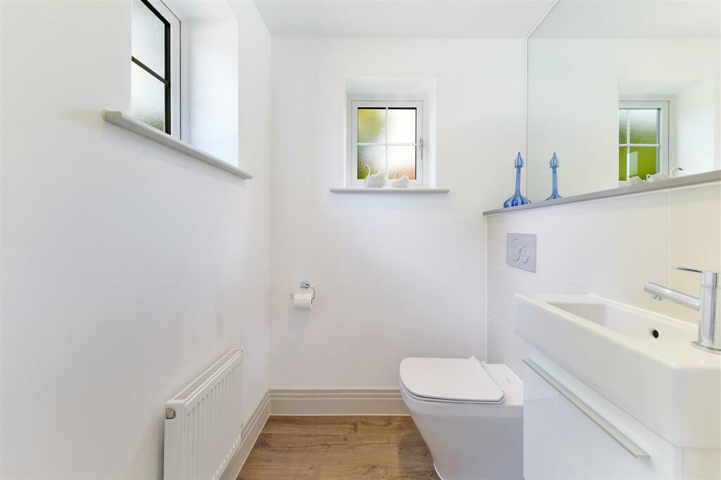 DORKING ROAD (10).jpg