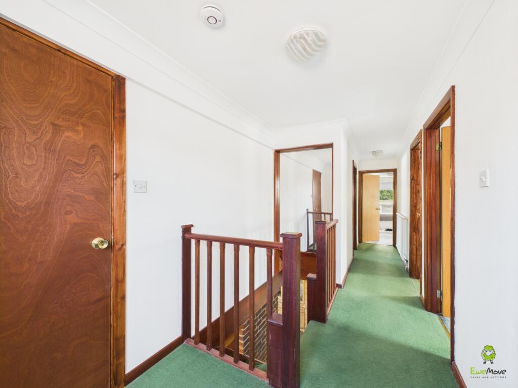 Presented by Nicoleta at EweMove Bexleyheath and D