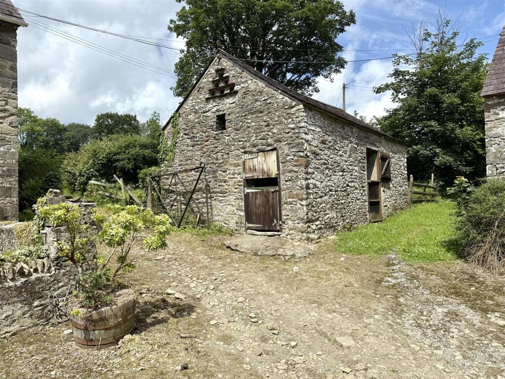 Further Stone Stable Building