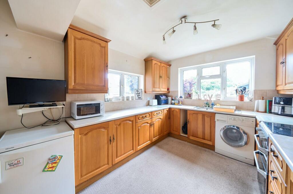 King Style Close, Crick