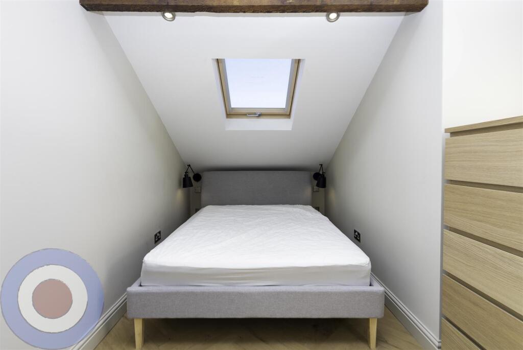Bed_1-Edit.jpg