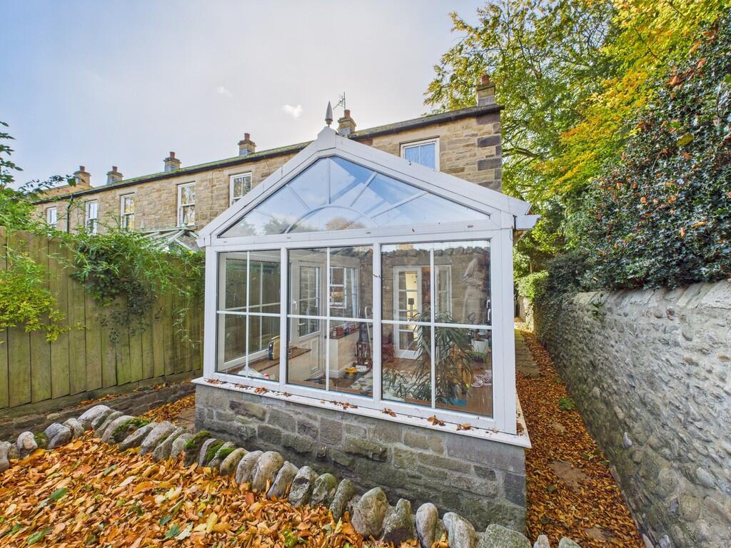 CAM01835G0-PR0329...