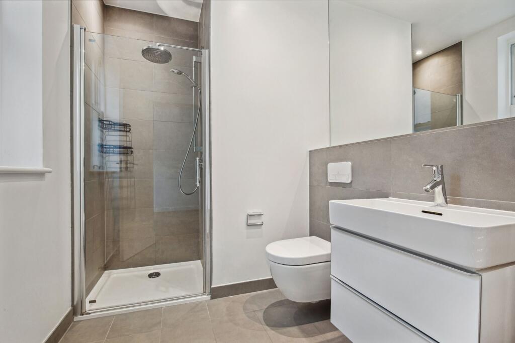 bathroom (example)