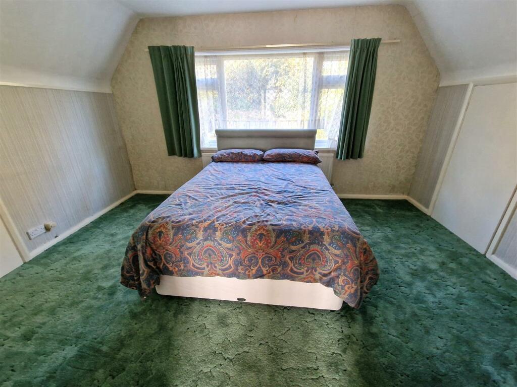 Bedroom 2.jpg
