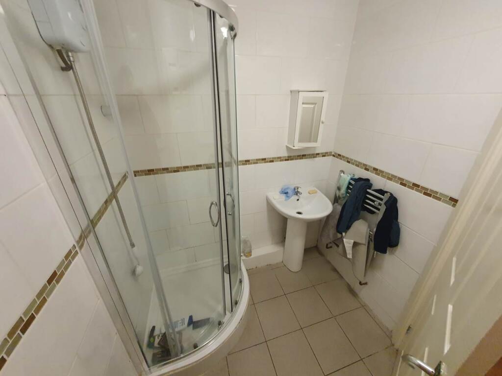 Ground Floor Shower 