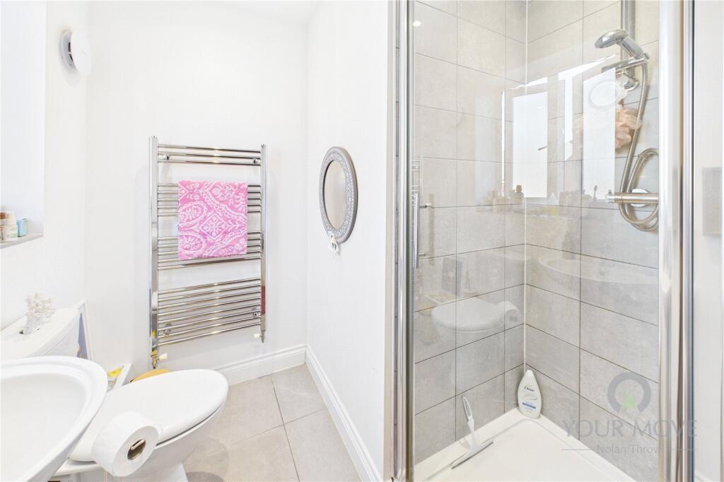 Ensuite 2