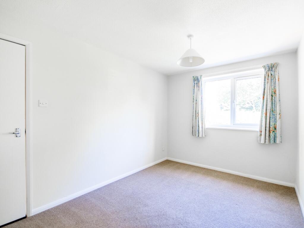 Bedroom4