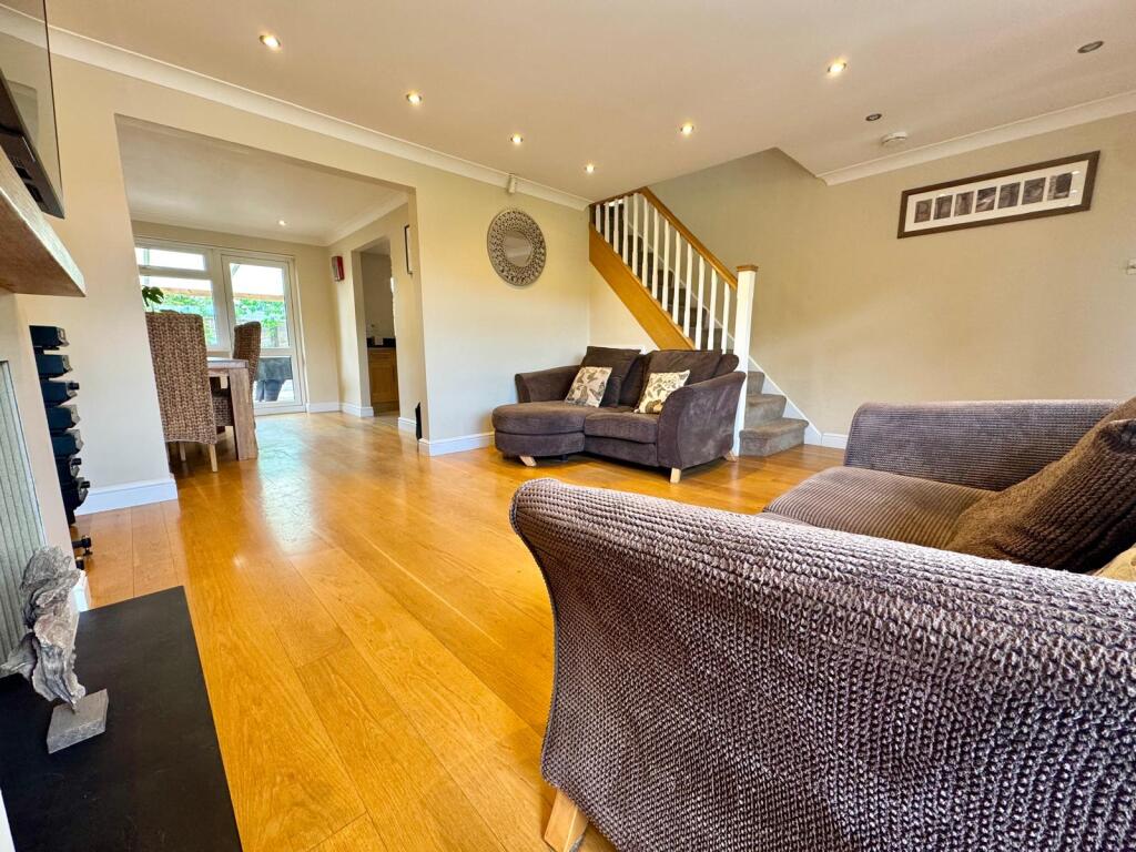 Living Room / Dining Room