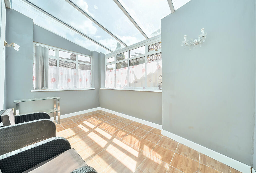 1306137-11-684843...