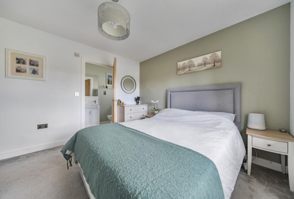 1356421-7-68d16b2...