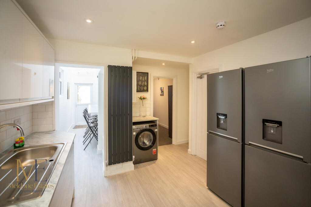 Kitchen_2