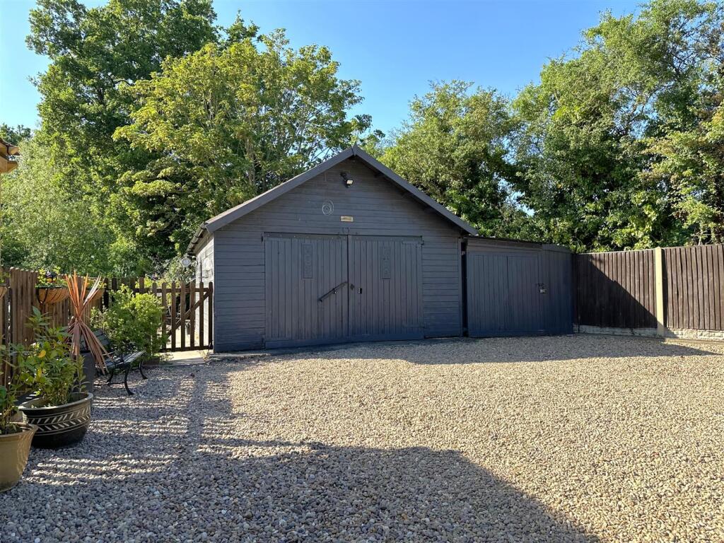 Detached Timber Garage &amp; Attached Workshop 335