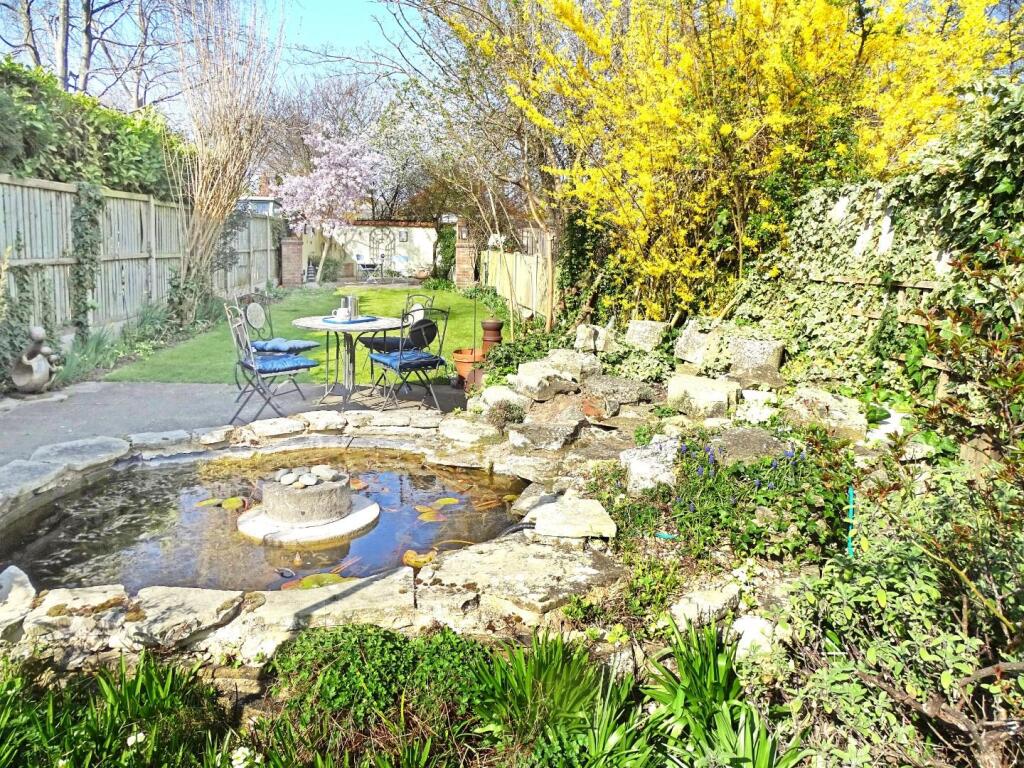 FEATURE ROCKERY AND FISH POND