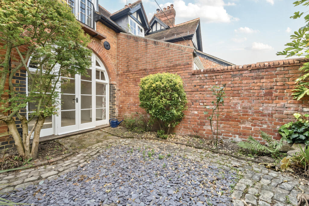 1306492-22-6849b1...