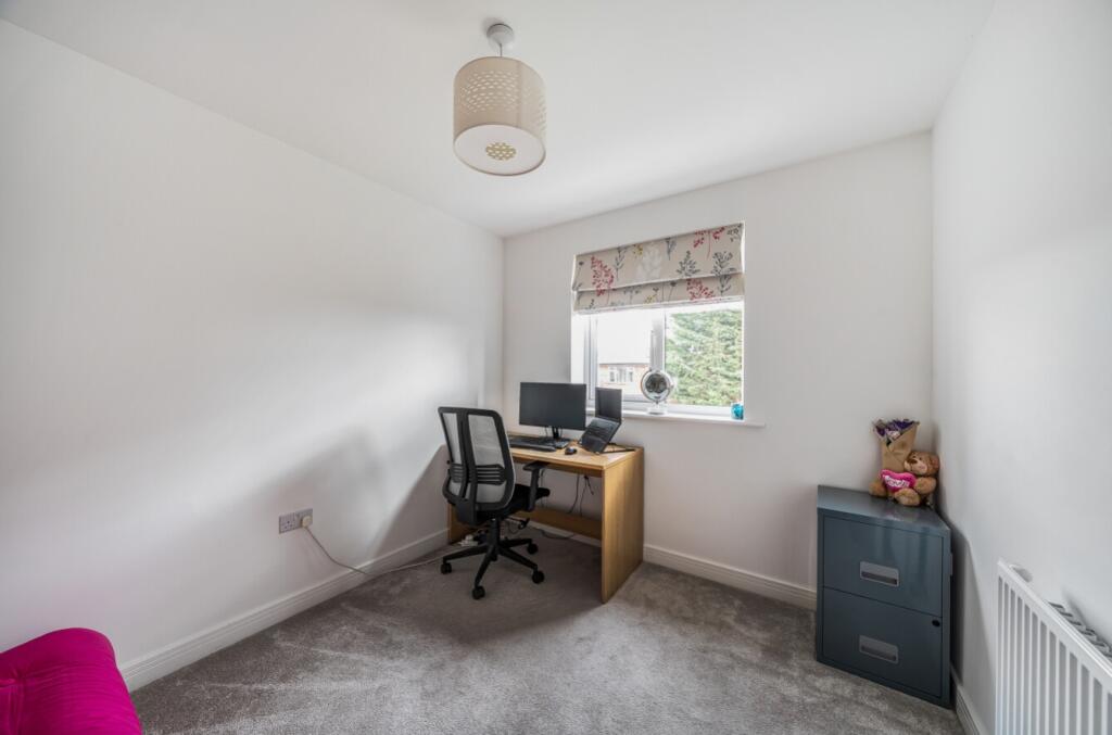 1330948-16-688cd63169c80