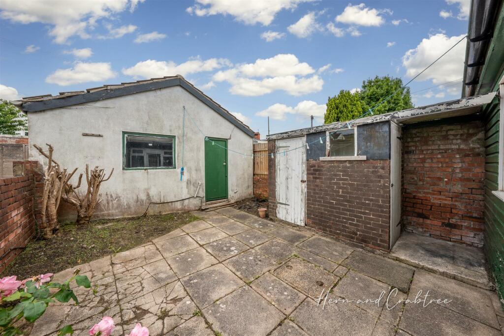 Summerfield Avenue, Cardiff, HernCrabtree (20).jpg