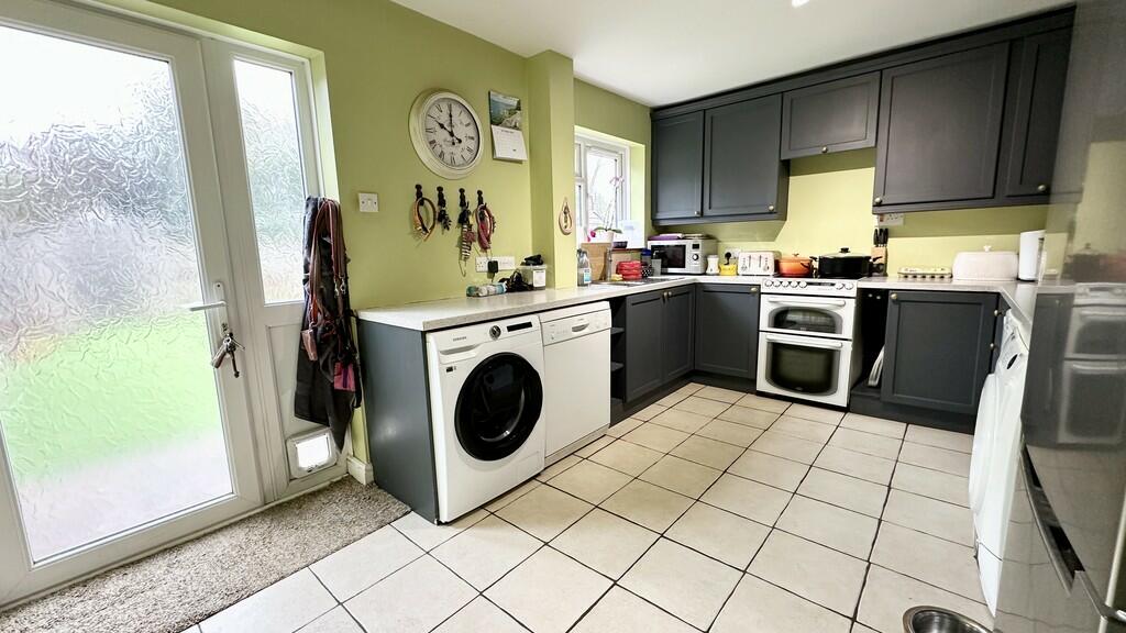 Kitchen/Dining Ro...