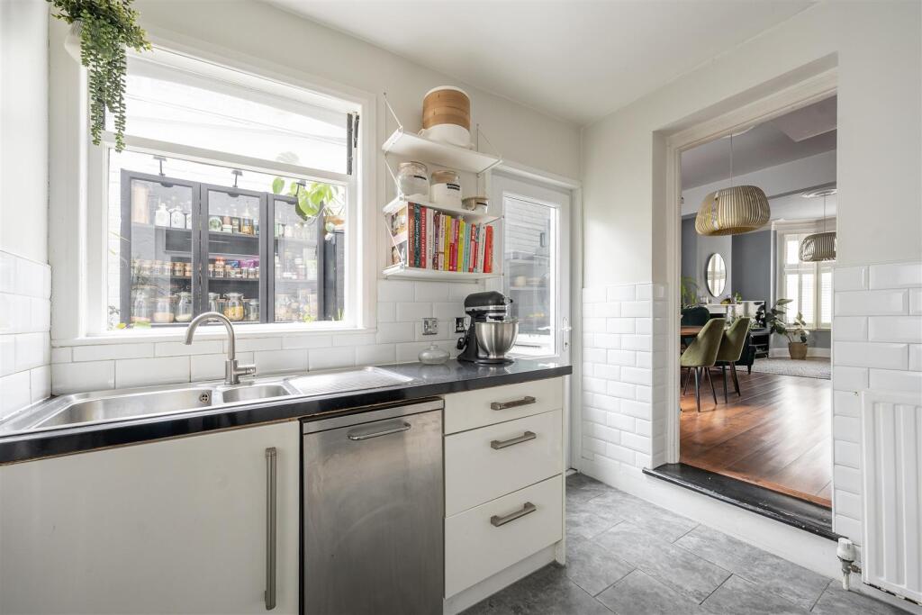 Kitchen-3 New.jpg