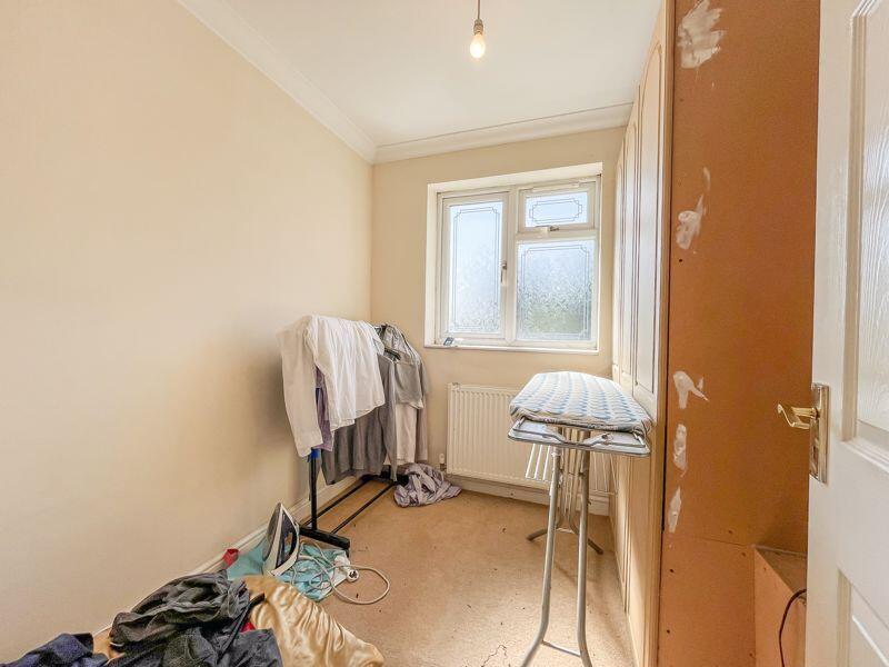 BEDROOM FIVE