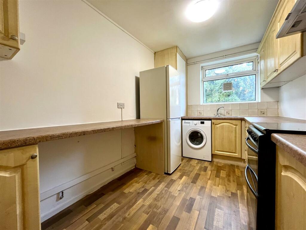Breakfast Kitchen Aspect 2