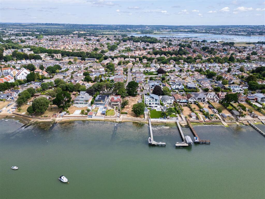 8 Branksea Avenue-10.jpg