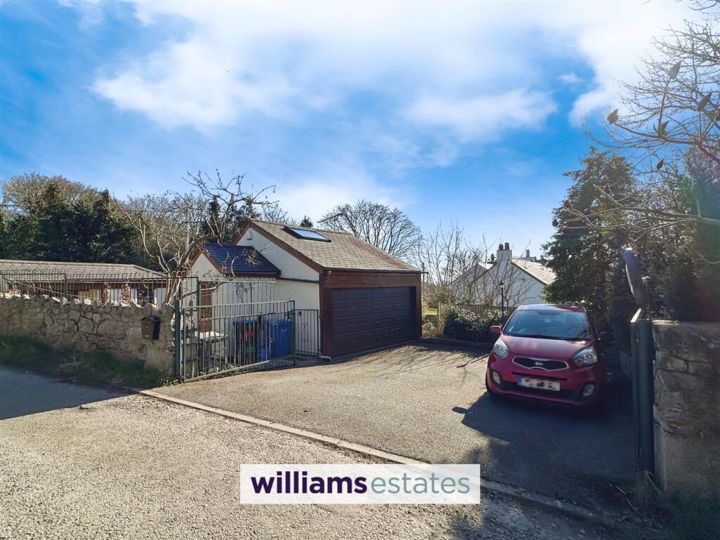 Driveway &amp; Garage