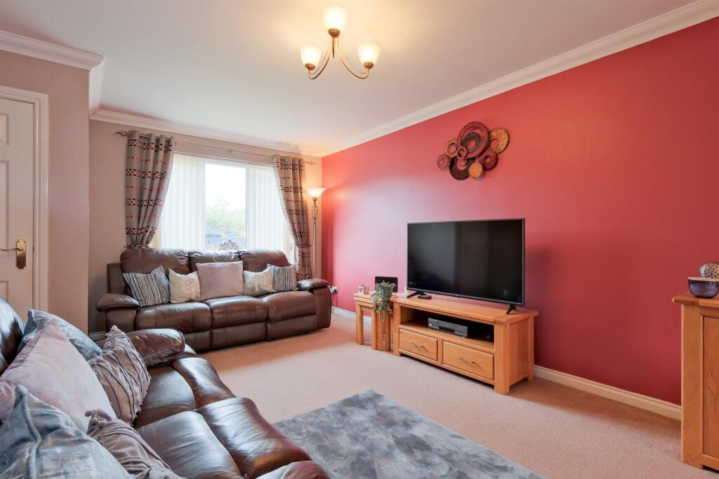 020-89 Bluebell Wynd, Wishaw, ML2 0PP.jpg