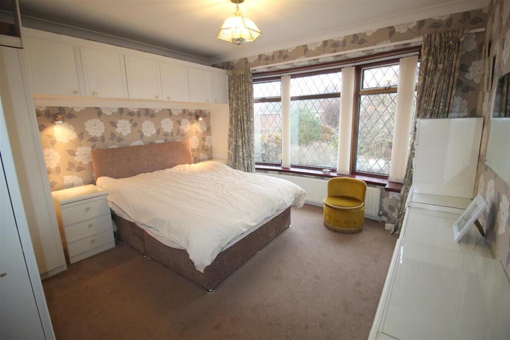 Crosland Road, 39, bed 1.JPG