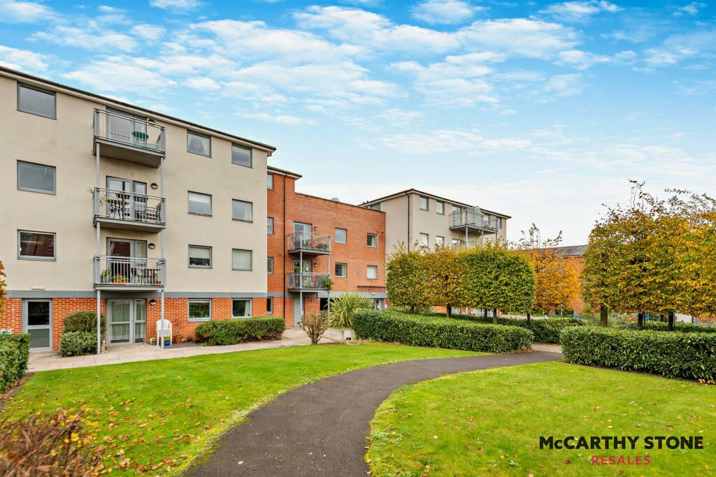 8626834-exterior09-800.jpg