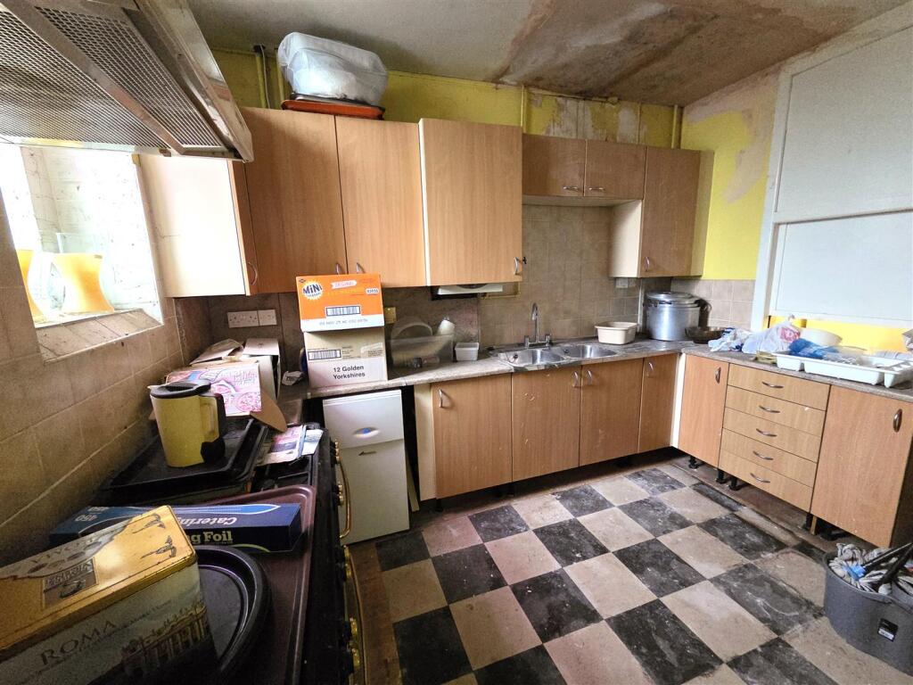 Lowden Church - Kitchen.jpg