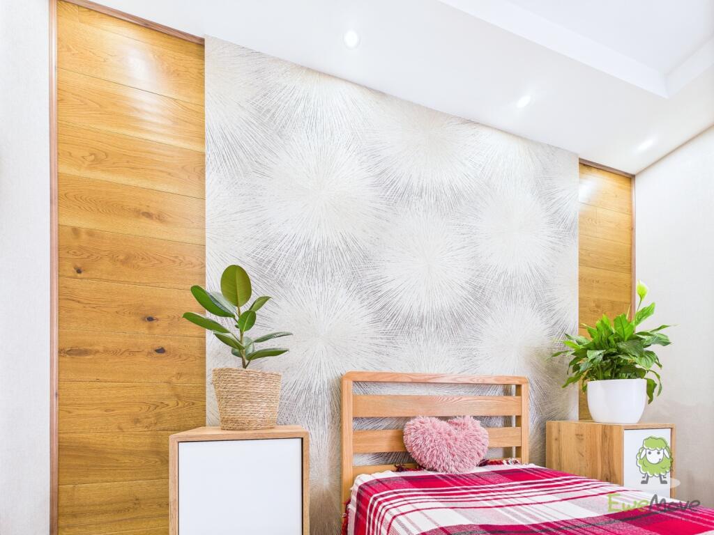 CAM01543G0-PR0136-STILL050