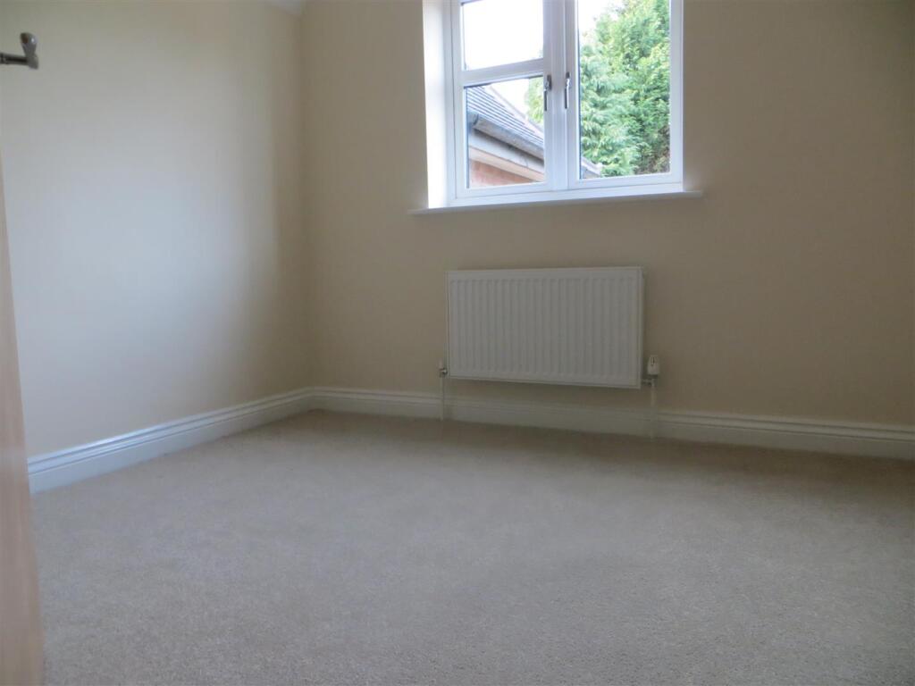 1980-01-01 00.01.32.jpg