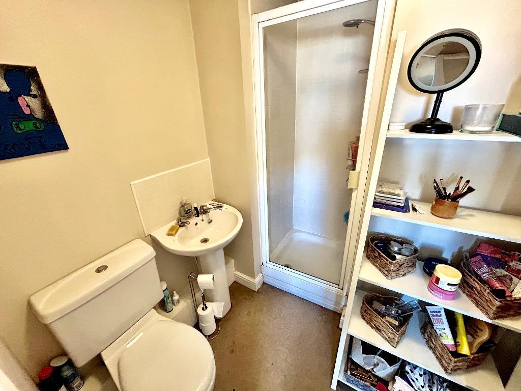 Bedroom One En-suite