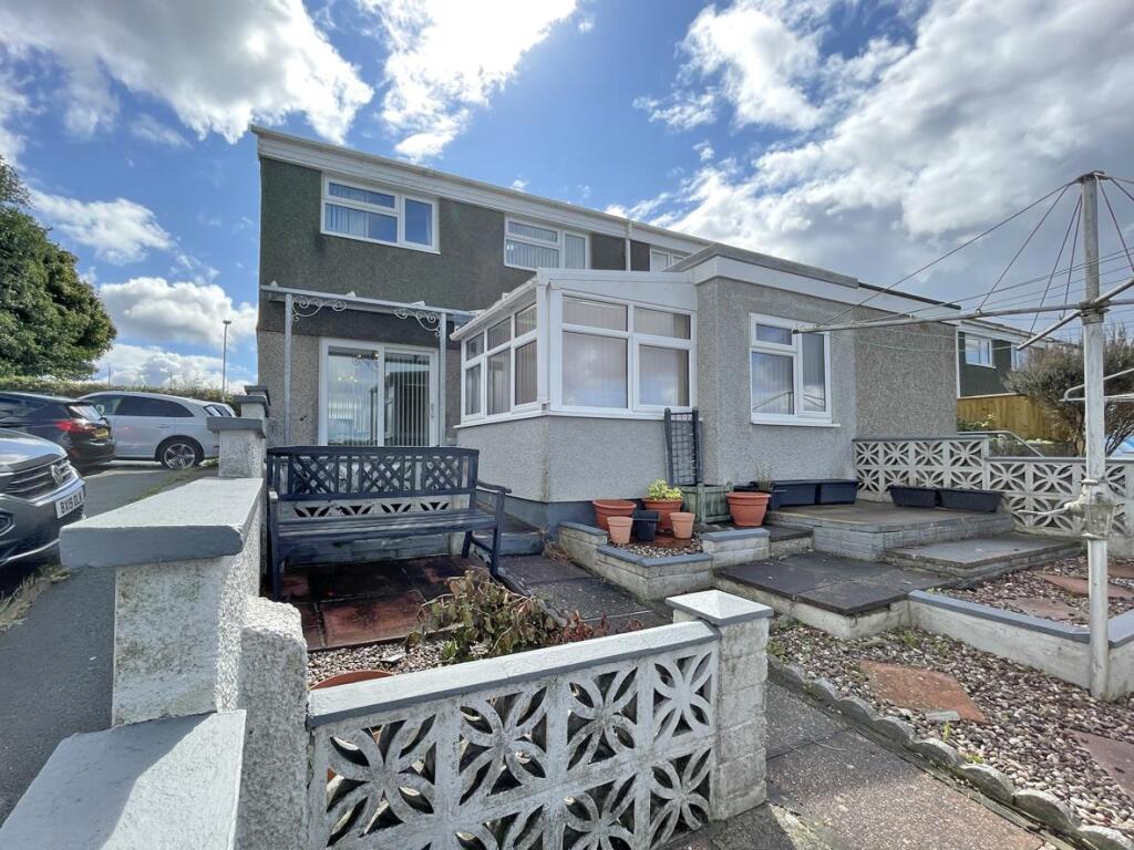 Walkhampton Walk 35- Garden 3.jpg