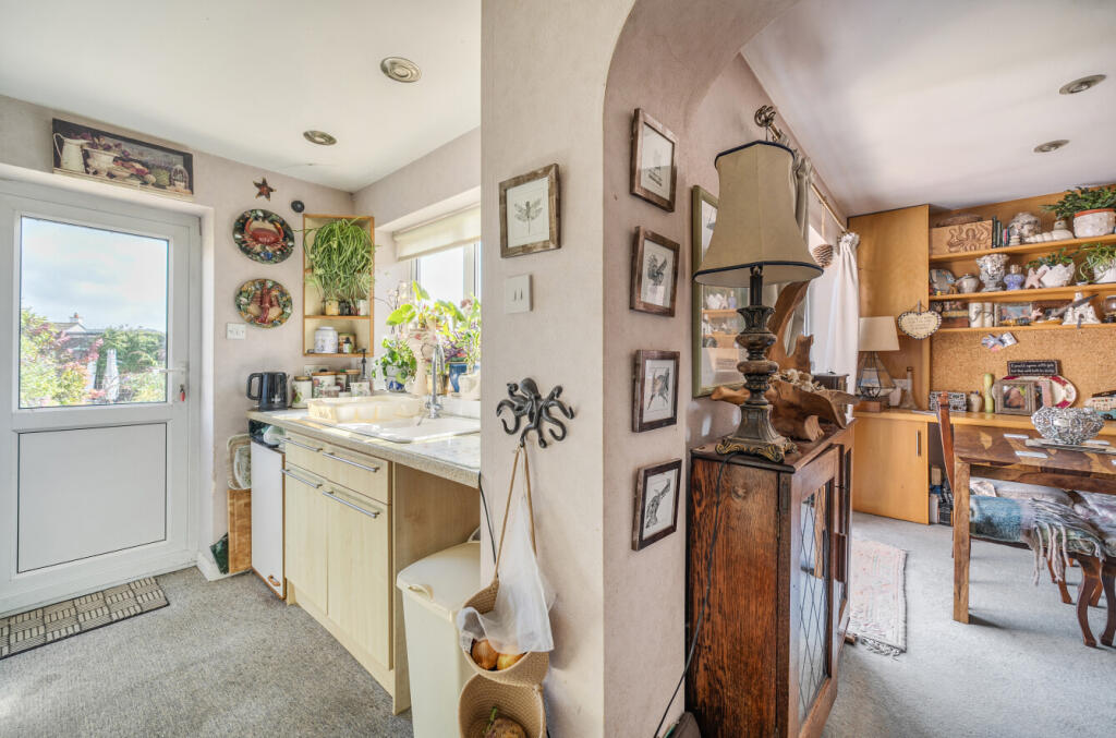 1356065-12-68c831...