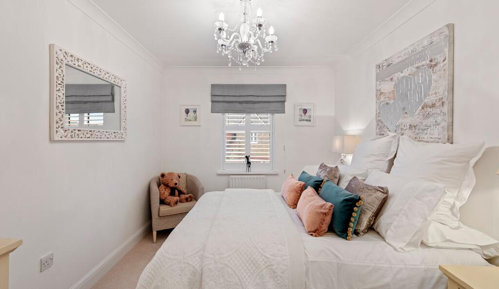 BEDROOM 3