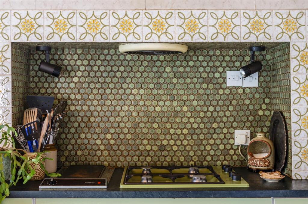 COPSE EDGE, 22- (21).jpg