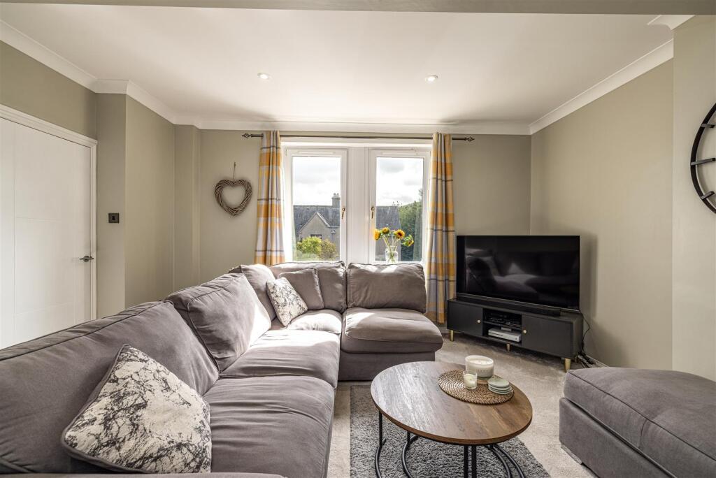 2  Balmoral Avenue Galashiels 19.JPG