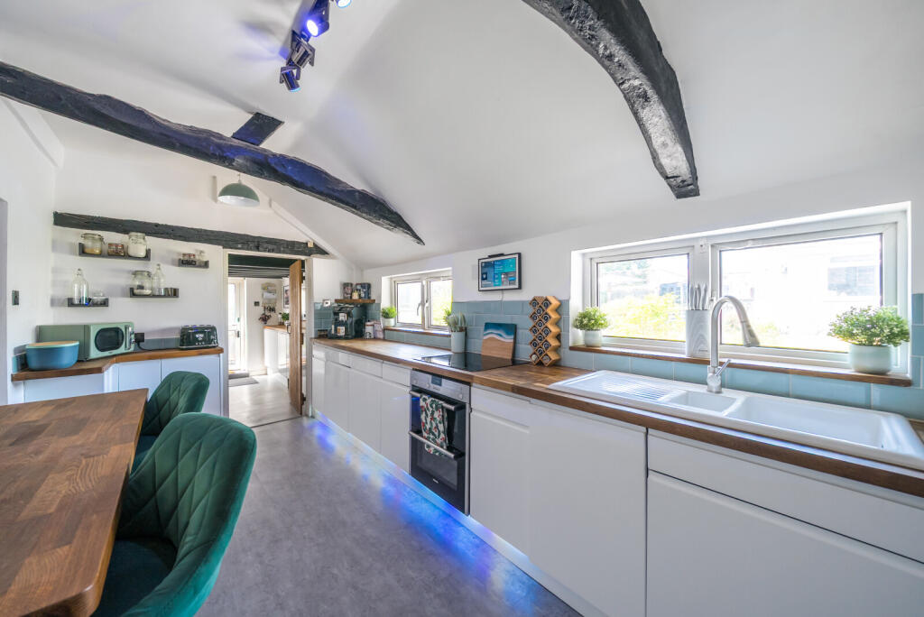 1306516-28-684c30...